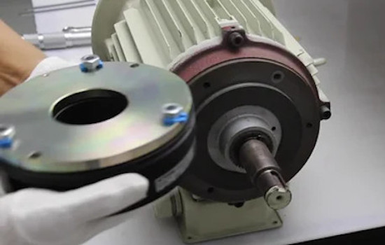 Установка тормоза INTORQ BFK458 на вал двигателя