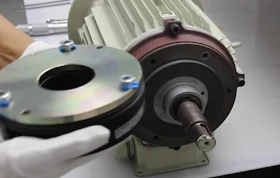 Установка тормоза INTORQ BFK458 на вал двигателя