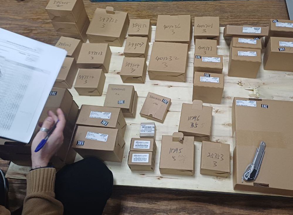 Тормоза STEKI и INTORQ. Новая поставка оборудования на склад